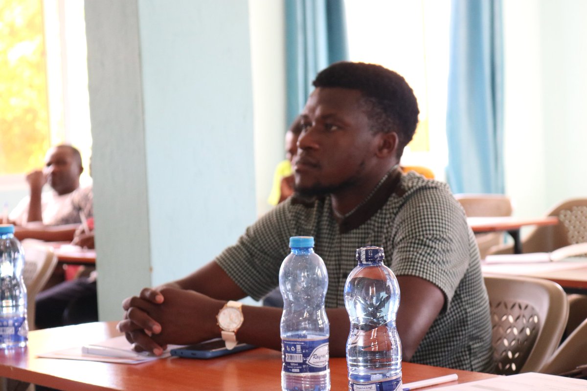 tamaniyouth's tweet image. Day 1 of 4 |  Legal Awareness Training ⚖️

Today’s sessions covered:
✅ Introduction to Law — meaning, characteristics &amp;amp; theories
✅ Sources of Law in Kenya (Constitution, Legislation, Customary &amp;amp; Islamic Law)
✅ Rule of Law &amp;amp; Branches of Law
@peacetreenetwo1 @Kenyajudiciary