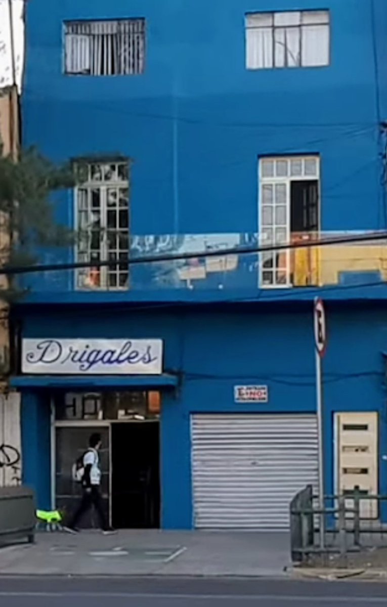 <a href="/pcacuauhtemoc/">Primer Contacto Alcaldía Cuauhtémoc</a> <a href="/AlcCuauhtemocMx/">Alcaldía Cuauhtémoc</a> <a href="/AlessandraRdlv/">Alessandra Rojo de la Vega</a> <a href="/UCS_GCDMX/">Unidad de Contacto del Secretario SSC CDMX</a> <a href="/Mr_Civico/">🎙️ ᗰᖇ. ᑕíᐯIᑕO ®🇲🇽₿ ✖️</a> Este "Hotel" ha sido clausurado al menos 4 veces y a la semana vuelven a abrir, solo es un lugar que aloja malvivientes y ni se diga lo asquerosa que es por dentro. Eje 1 nte. Mosqueta y Reforma <a href="/LaGuerreroDF/">ℭ𝔬𝔩𝔬𝔫𝔦𝔞 𝔊𝔲𝔢𝔯𝔯𝔢𝔯𝔬</a>