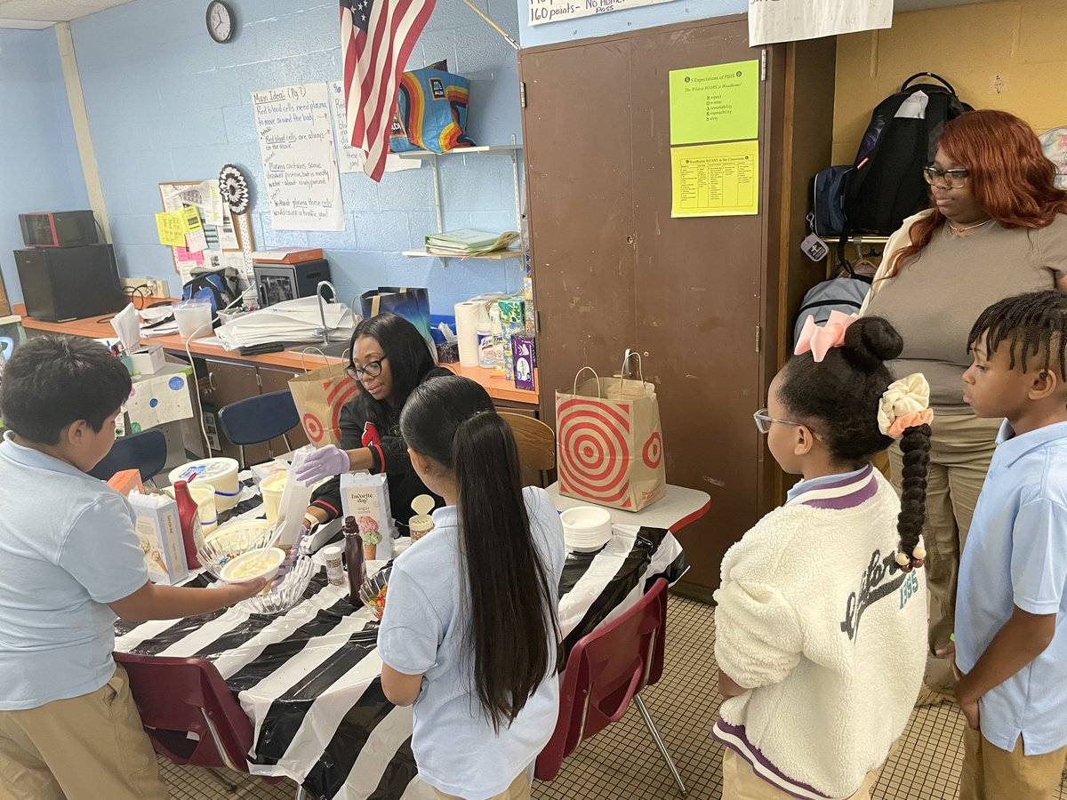 205woodhome's tweet photo. Our 4th graders celebrated big! 🎉 They earned an ice cream social after successfully reaching their PBIS point goal on ClassDojo. 🍦👏 Way to go, Wildcats — keep up the great work! 💙💛 https://t.co/b78O3agKDF