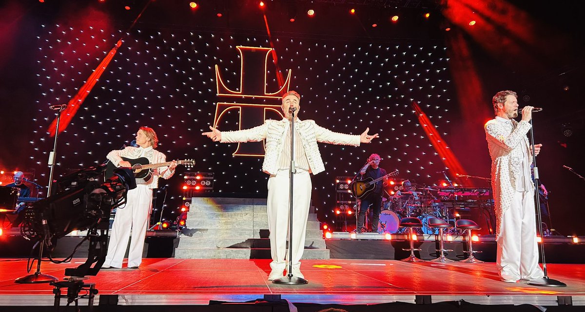 TT_Sisters's tweet photo. Extremely excited for more #TTIII magic next year! πβ€οΈβ€οΈβ€οΈ
Happy times ahead ππβ¨ Canβt wait to see you on stage @GaryBarlow @OfficialMarkO & Howard #Circustour2026 https://t.co/nZDAxOFWdS