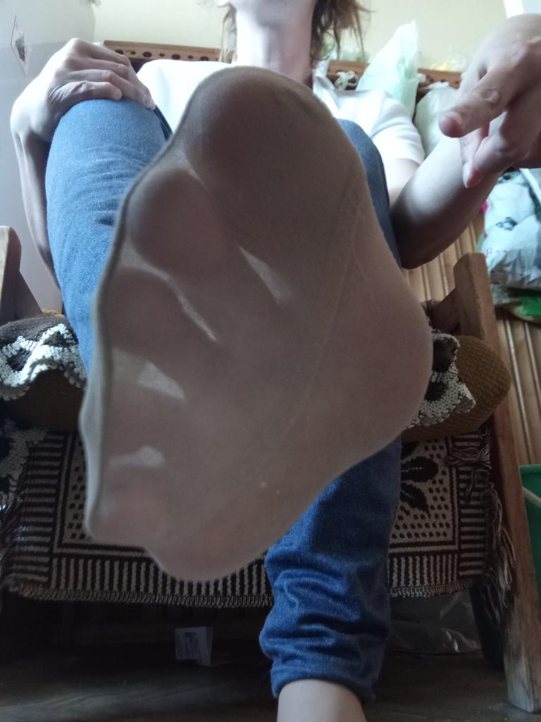 <a href="/FindomWendy/">LadyWendy👑QueenFeet👣👑😈</a> deep inside my head already. Every thought, every pulse is hers now, I can’t escape her hold.