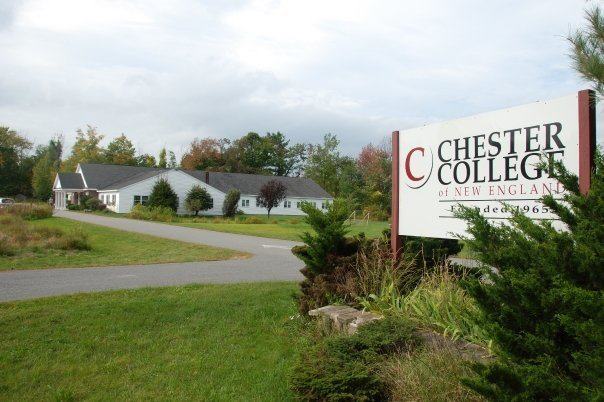 jenniferzeng97's tweet image. 🙀I was really shocked by what I found!
The former Chester College of New England in New Hampshire — along with its 72 acres of land — was sold to China’s Jiahui Education in 2015. Jiahui then turned it into Busche Academy.

Jiahui’s chairman and principal, Wang Guangfa, is a CCP…