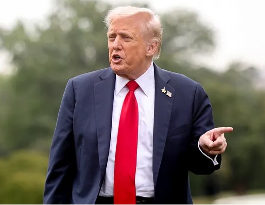 Asha83146's tweet image. Trump supports extending the U.S.-Russia New START treaty by one year to maintain nuclear stability, though critics note it does not cover China’s nuclear expansion.