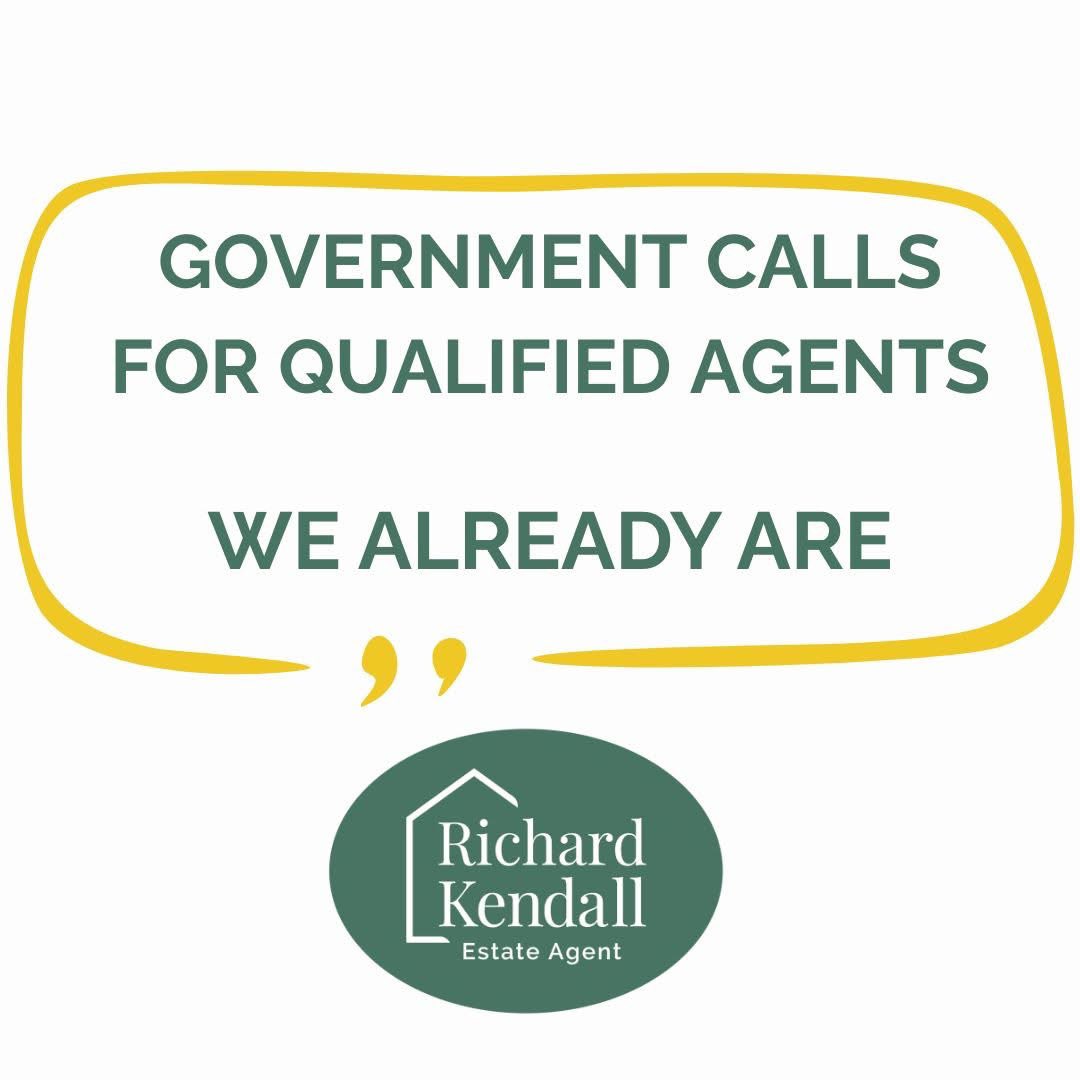 𝗪𝗲 𝗵𝗮𝘃𝗲 𝗯𝗲𝗲𝗻 𝗾𝘂𝗮𝗹𝗶𝗳𝗶𝗲𝗱 𝗳𝗿𝗼𝗺 𝘁𝗵𝗲 𝘀𝘁𝗮𝗿𝘁.
While new rules call for all Estate Agents to hold recognised qualifications, we are proud to say our team already does.

Thinking of selling or renting?
richardkendall.co.uk/valuation

#RichardKendall #QualifiedAgent