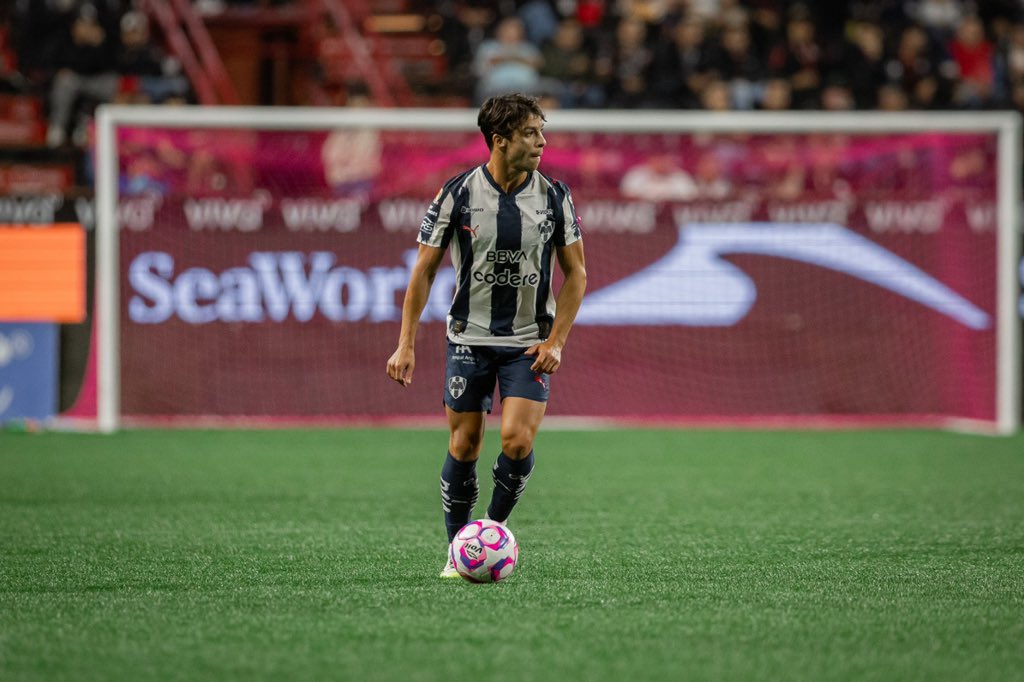 Óliver Torres Muñoz tweet media