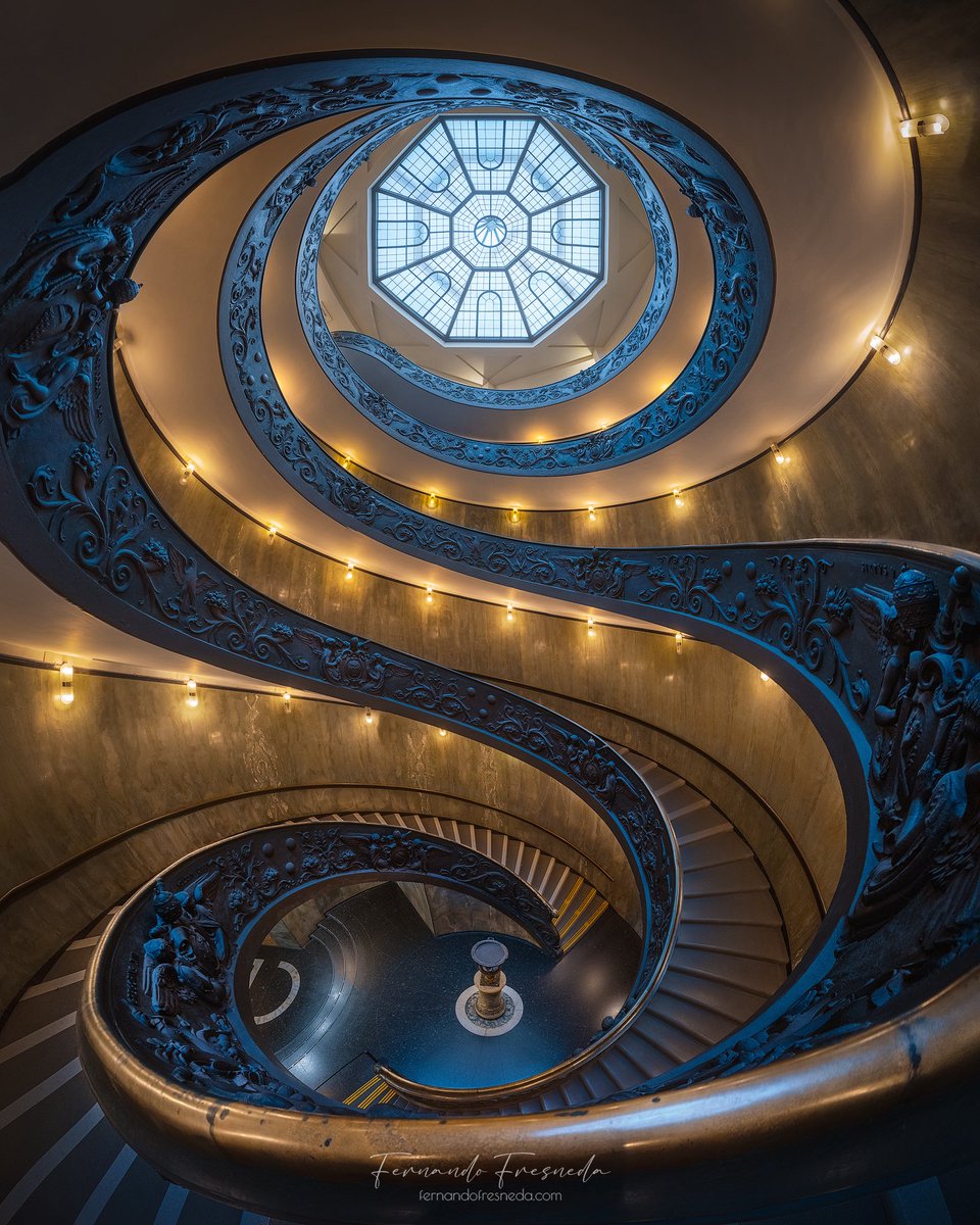 Espiral áurea

Feliz día mundial de la arquitectura

#ArchitectureDay #diamundialdelaarquitectura