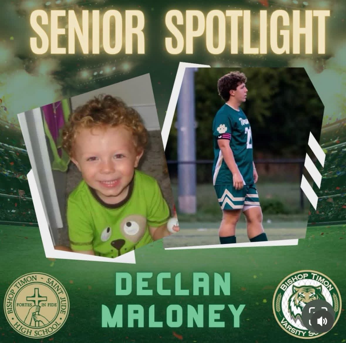 DeclanCaseyM's tweet photo. Soccer senior night is right around the corner! Love these guys and I can’t to win it all with them! https://t.co/z1ojQd52nN