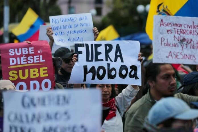 FEscrutinio's tweet photo. No queda más que enviar un abrazo a todos los seguidores de Ecuador (donde tengo varios amigos) ante la difícil situación que están viviendo, y desear que el desarrollo futuro traiga una solución lo más favorable (y con la menor violencia) posible.
#ProtestasEcuador #Ecuador https://t.co/AAuuMQSTm9
