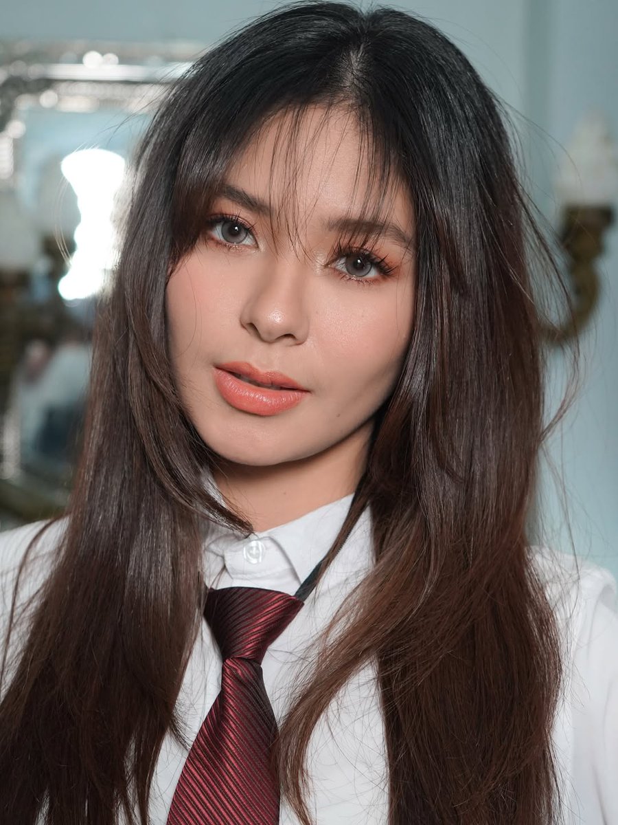 GIRL CRUSH!

Ibinahagi ng aktres na si Loisa Andalio ang kanyang recent look sa isang Instagram post.

Photo Courtesy of Loisa Andalio/ Instagram

#PilipinasToday
#LoisaAndalio