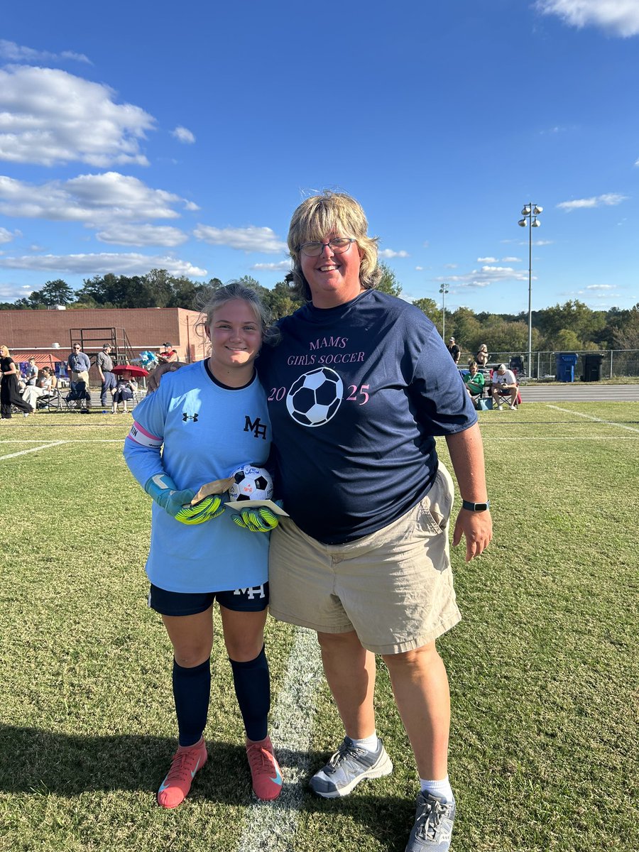 Sarah Knott tweet media