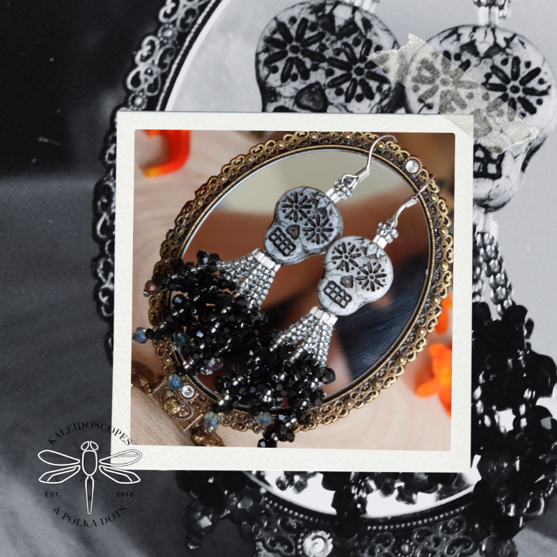 Love_KPD's tweet photo. Let’s settle this once and for all:

Are you more witchy glam 🧙‍♀️ or gothic romance 🖤 this spooky season? https://t.co/1k5vZ35Gw9