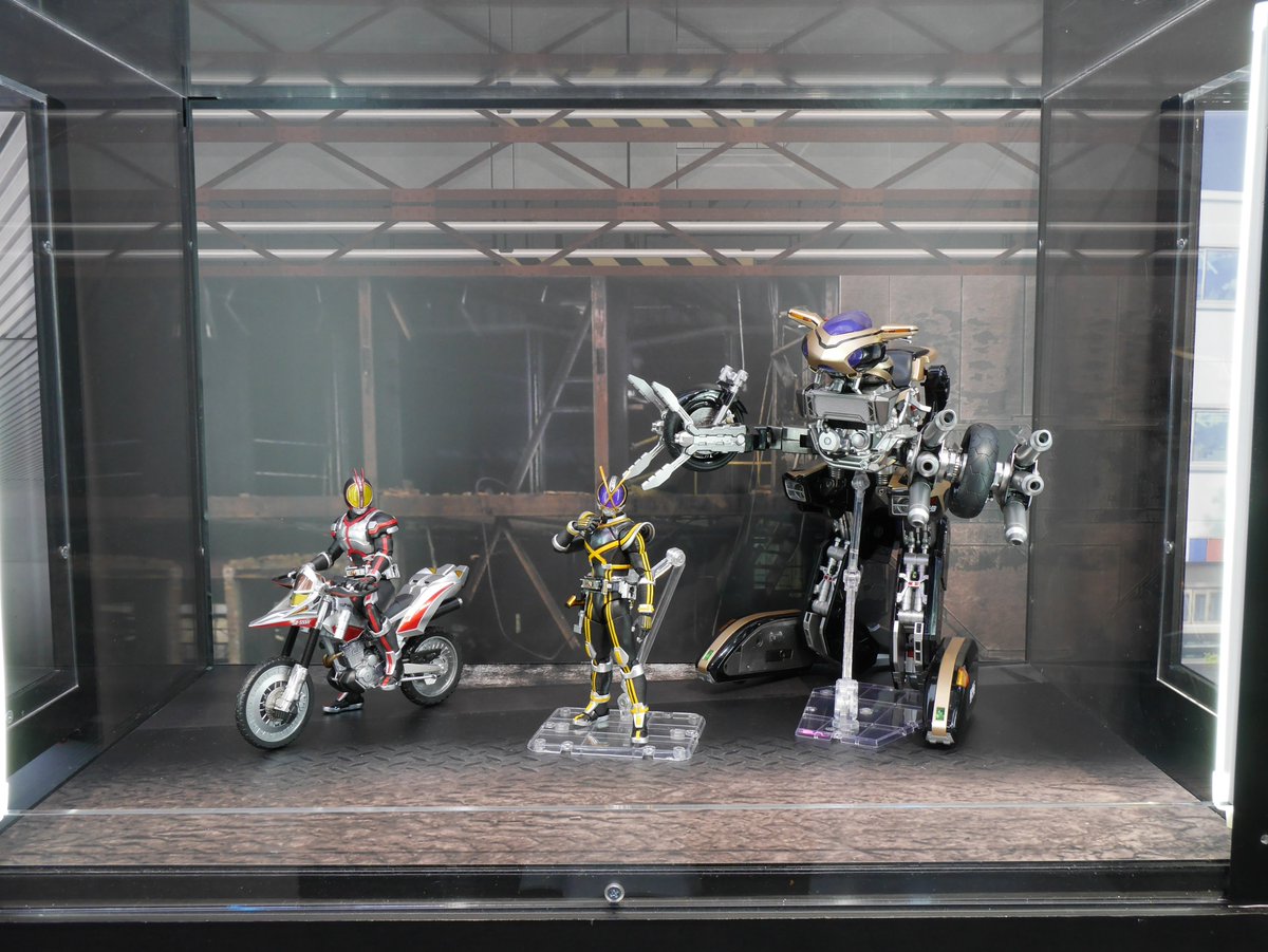 魂ストア で開催中の 「TAMASHII NATIONS LIVE ACTION FIGURE EXPO」に