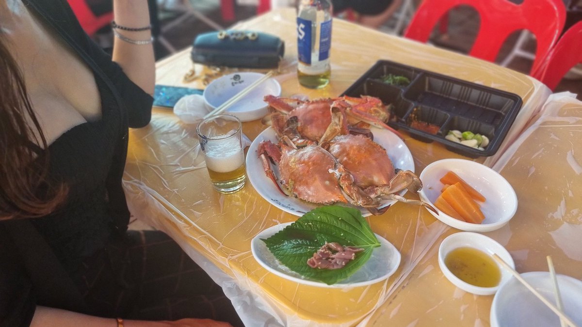 포비커플 tweet media