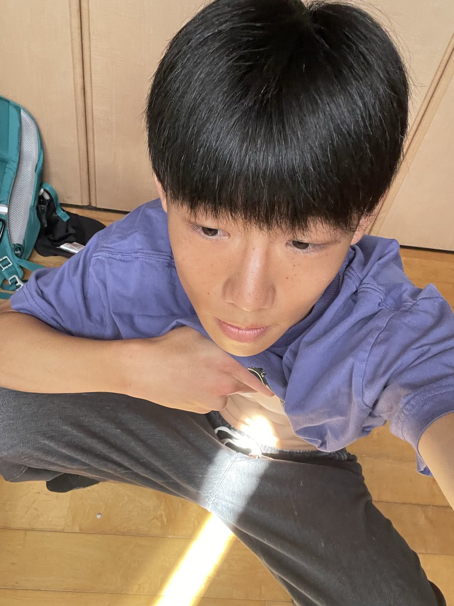 髪の毛切ってきた！
3mmにした💪