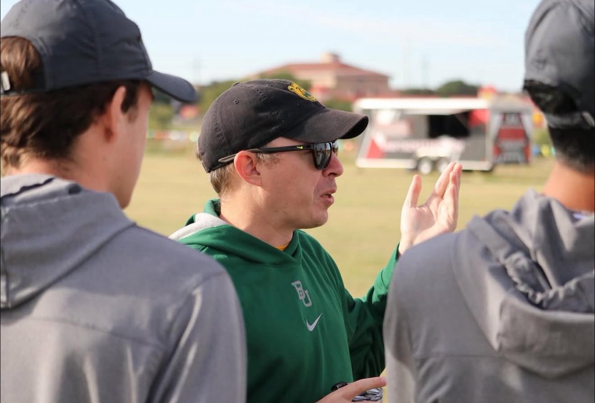 MichaelFordBU's tweet image. Happy National Coaches Day @BaylorTrack 💚💛🐻🙏🏿