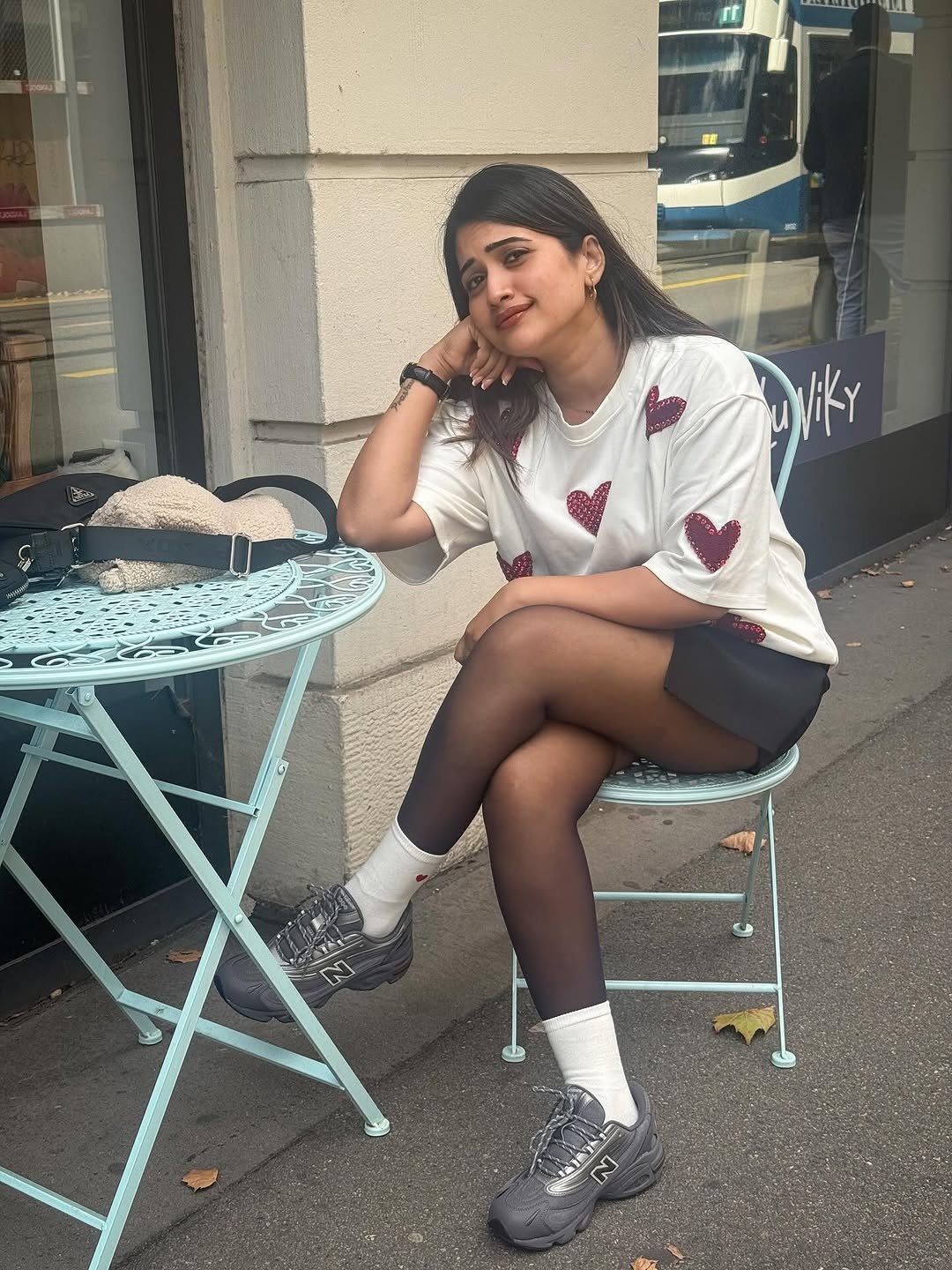 G2n31GSbEAAeNFW?format=jpg&name=large