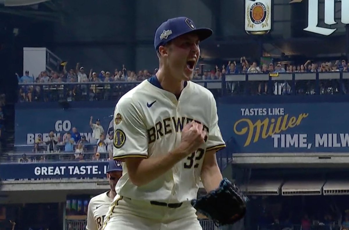 Brett_A_Taylor's tweet image. that wasn't even a big moment, you gigantic dork