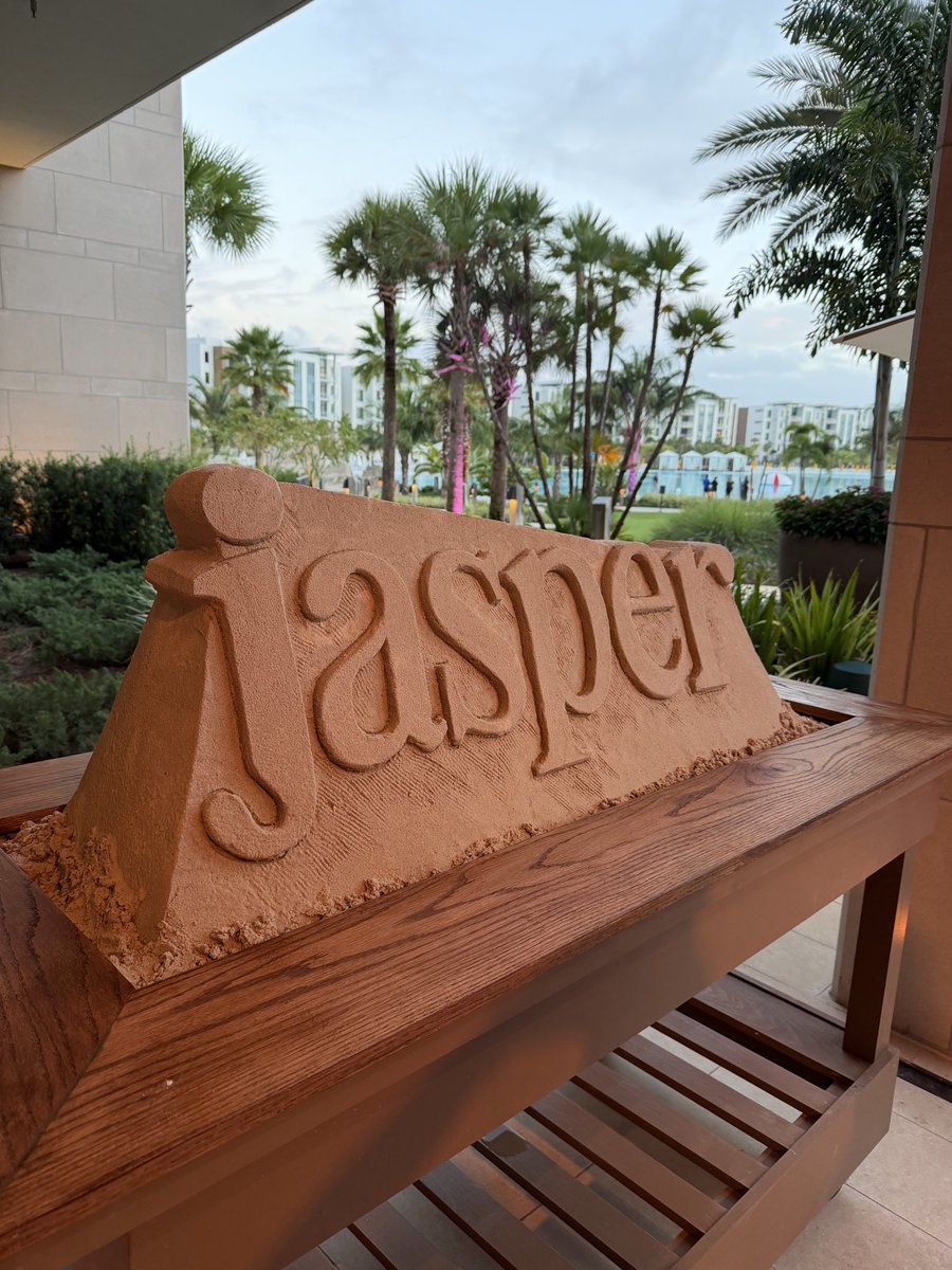 joshljacobs's tweet image. Life’s a beach, ain’t that coconuts?