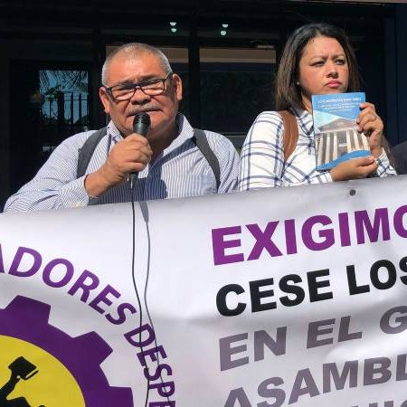 Sra. Ombudsman, Raquel Caballero de Guevara <a href="/PDDHElSalvador/">PDDH El Salvador</a>: 
Cordial saludo. 
Disculpe, y todos los casos que le hemos remitido y seguimos remitiendo a la Procuraduría para la "Defensa" de los Derechos Humanos ¿Dónde están? ¿Los botaron? Digo esto por sus declaraciones este día.