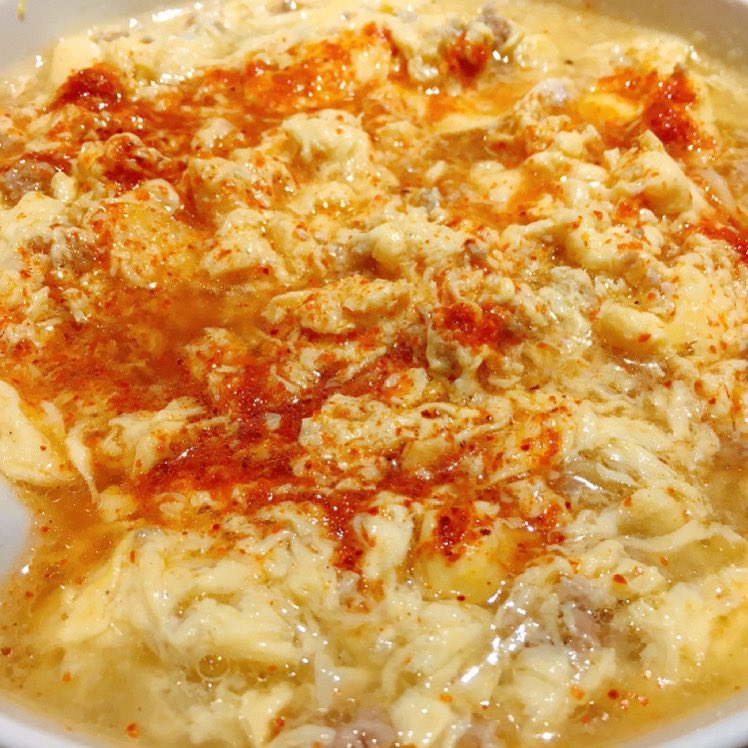doragondaining's tweet photo. 本日の日替わりランチ！
玉子タンタン麺
小ライス、お新香、小鉢付きです。

#極上白鷹大吟醸純米酒 
#たかちよハロウィンラベル 
#熊澤 
#渓流あさしぼり出品貯蔵酒 
#ニゴリ 
#船中八策
#大七生酛 https://t.co/MPLVykk5JR
