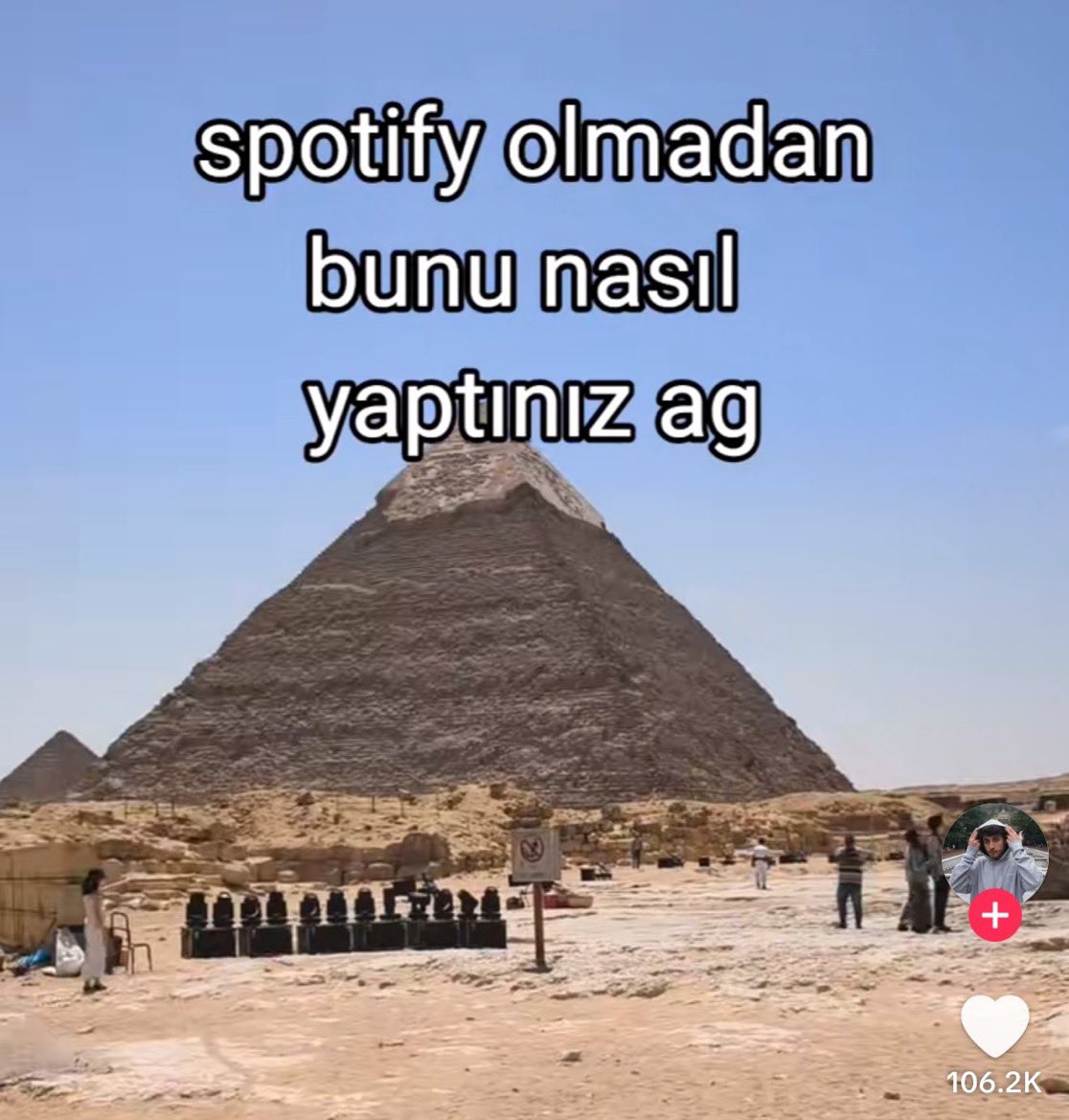Toplu taşımada kulaklık olamadan yolculuk yapmak