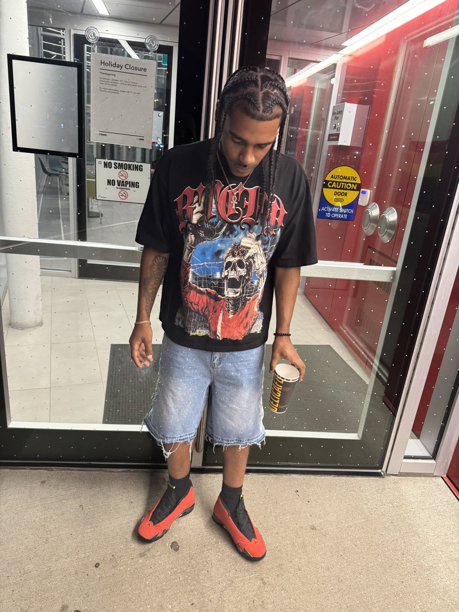 MontyNto's tweet photo. Quick Trip To The 6🫡 https://t.co/PKhEI7Z082