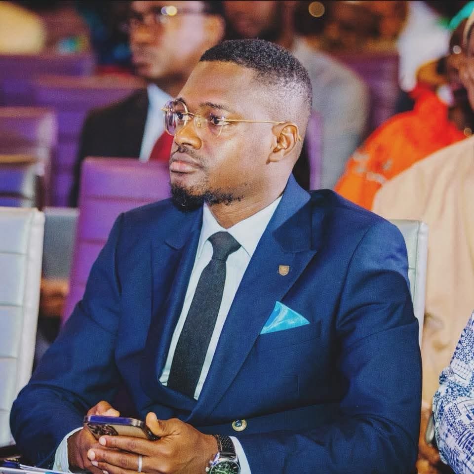 Force et courage mon cher Djiba Millimono

Ce que tu subis est juste incroyable