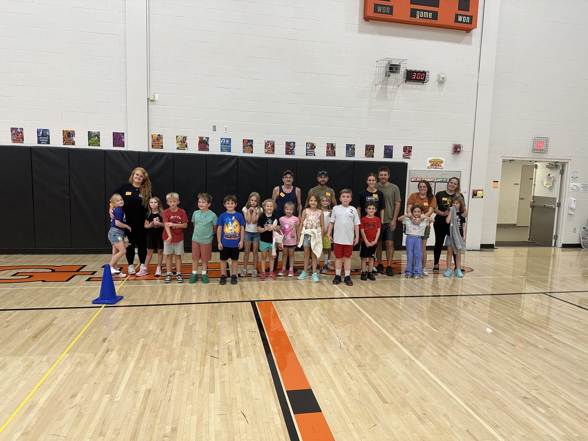 Mr. Bricker tweet media