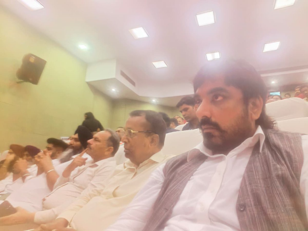 shellaysandhu's tweet photo. Yesterday, I had the privilege of attending the 5th International Conference on Recent Advances in Bio-Energy Research at Sardar Swaran Singh National Institute of Bio-Energy in Kapurthala, where Honorable Shripad Naik  delivered a keynote address. 
@BJP4Punjab @BJP4India https://t.co/xV1R04x2mn