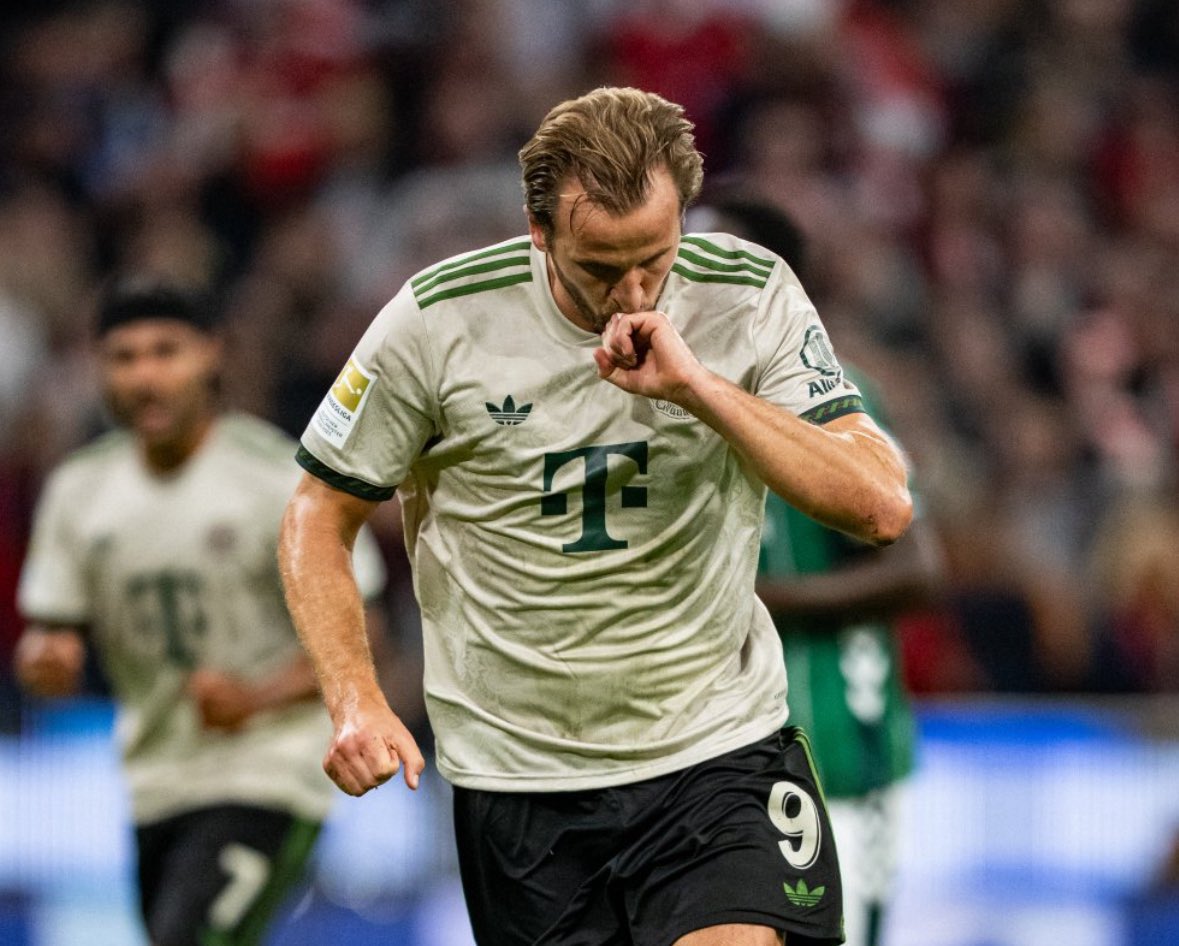 FabrizioRomano's tweet image. 🚨🌕 Harry Kane: “I’d love to win the Ballon d’Or! Essentially it is a team trophy that the best individual from that team wins”.
“It’s going to be a Champions League winner or a World Cup winner… It would be almost the perfect season”, told The Guardian.