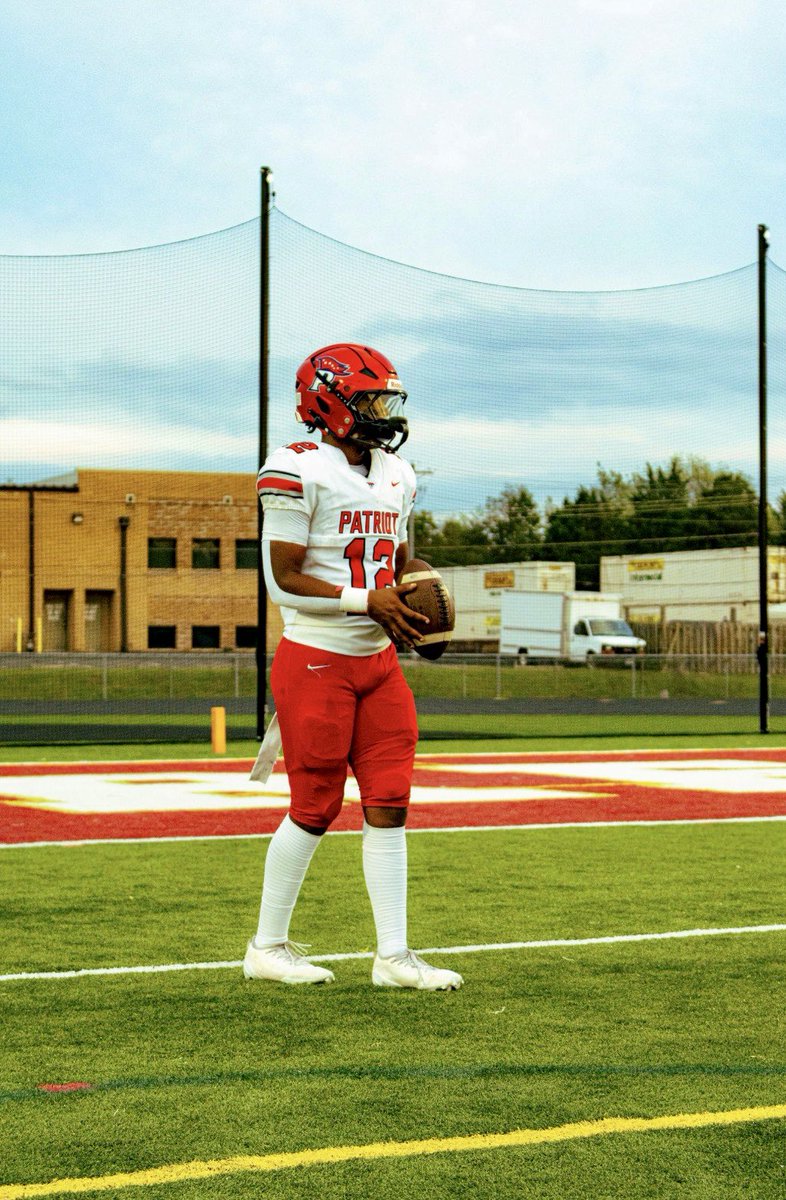 hudl.com/v/2SuQ47
MID SZN TAPE📼📼