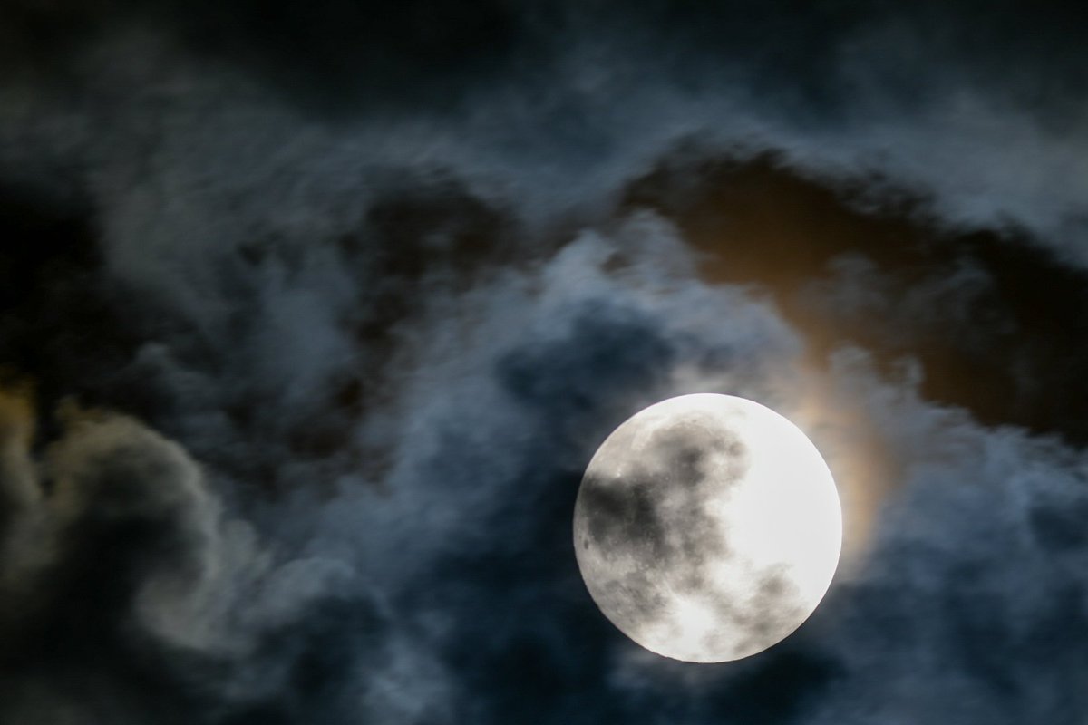 Chris Jones tweet media