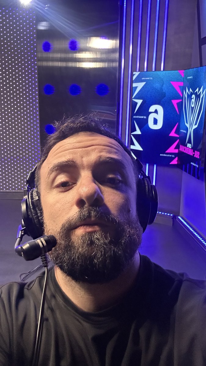 Tamo aqui em casa 🤙 <a href="/R6esportsBR/">R6 Esports Brasil 🇧🇷</a>