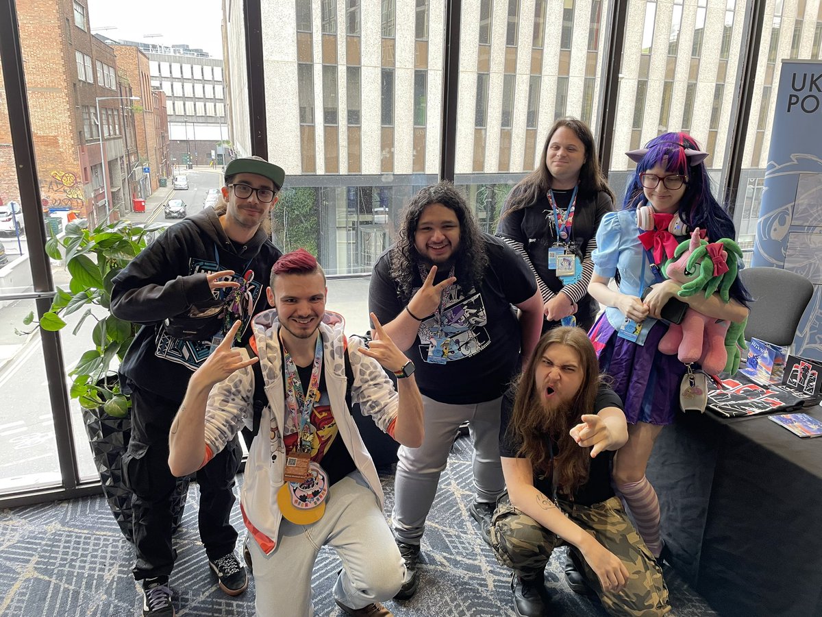 Ace Swift tweet media