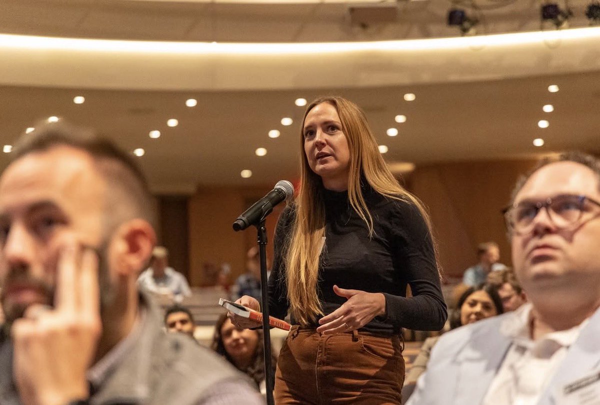 Center for Business Analytics tweet media