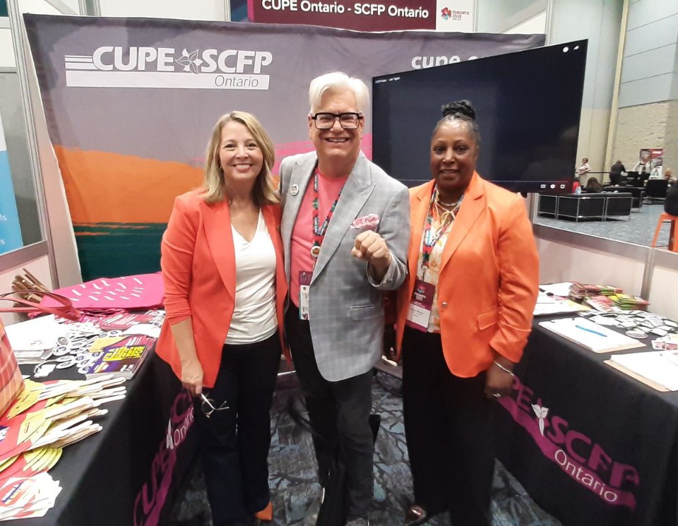 CUPEOntario's tweet photo. CUPE Ontario's booth in the CUPE village is hopping at #cupenationalconvention2025! A pleasure to welcome all the delegates who stopped by and special thanks to @OntarioNDP leader @MaritStiles for paying us a visit #cupe2025 #scfp2025 https://t.co/8myqDt034Z