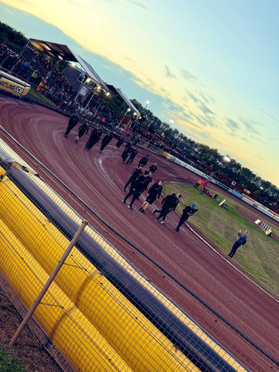 Gavin Elliott tweet media