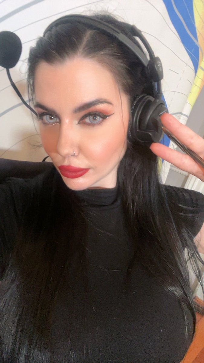 MaguiSunshine🦄🌟 👑 (@maguisunshine) on Twitter photo Hola familia!!!
Hoy reaccionamos en stream al nuevo capítulo de la ultima temporada de Boku no Hero 
Y terminamos One Punch Man ❤️ Hola familia!!!
Hoy reaccionamos en stream al nuevo capítulo de la ultima temporada de Boku no Hero 
Y terminamos One Punch Man ❤️