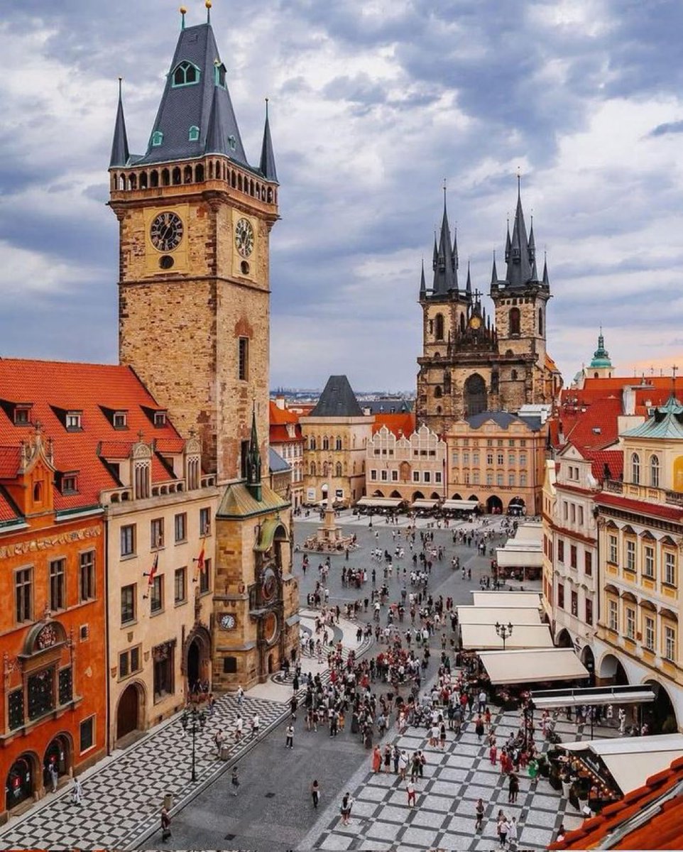 Earthdreams_'s tweet image. Prague’s Old Town Square,Czech Republic 🇨🇿