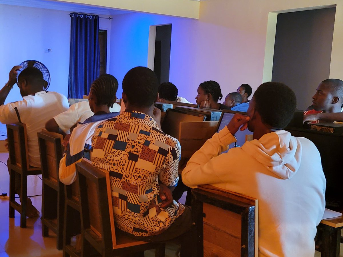 OtukpoTech's tweet image. New beginnings. Fresh dreams.
Today, a new set of minds began their coding journey — one line, one concept, one breakthrough at a time.
Welcome to the OTA family. 
  Code your way up.
#TheBackHomeProject #OtukpoTechAcademy #Alvahtek