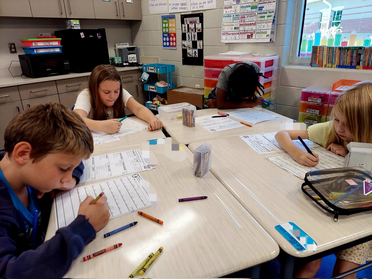 jsaunders2nd's tweet image. Revise and Shine! #MrsSaundersScholars #hawksSOARtogether #oneccps @OldHundredES