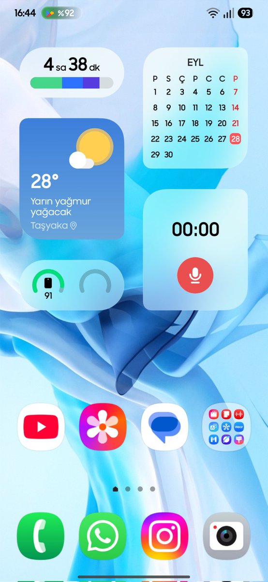 olq1_'s tweet image. 🔥 واجهة One UI 8.5 وصلت بتجربة بصرية مذهلة!
🎨 تصميم جديد أكثر حيوية مع أيقونات 3D
⚡ شريط تفاعلي Live Bills & NowBar يسهّل التحكم بالتطبيقات والإشعارات في الوقت الفعلي!
🔋 تحسينات في السرعة، التنبيهات، والتخصيص الكامل 🌈
واجهة سامسونج القادمة بتجربة مختلفة تمامًا! 🚀
#OneUI8.5…