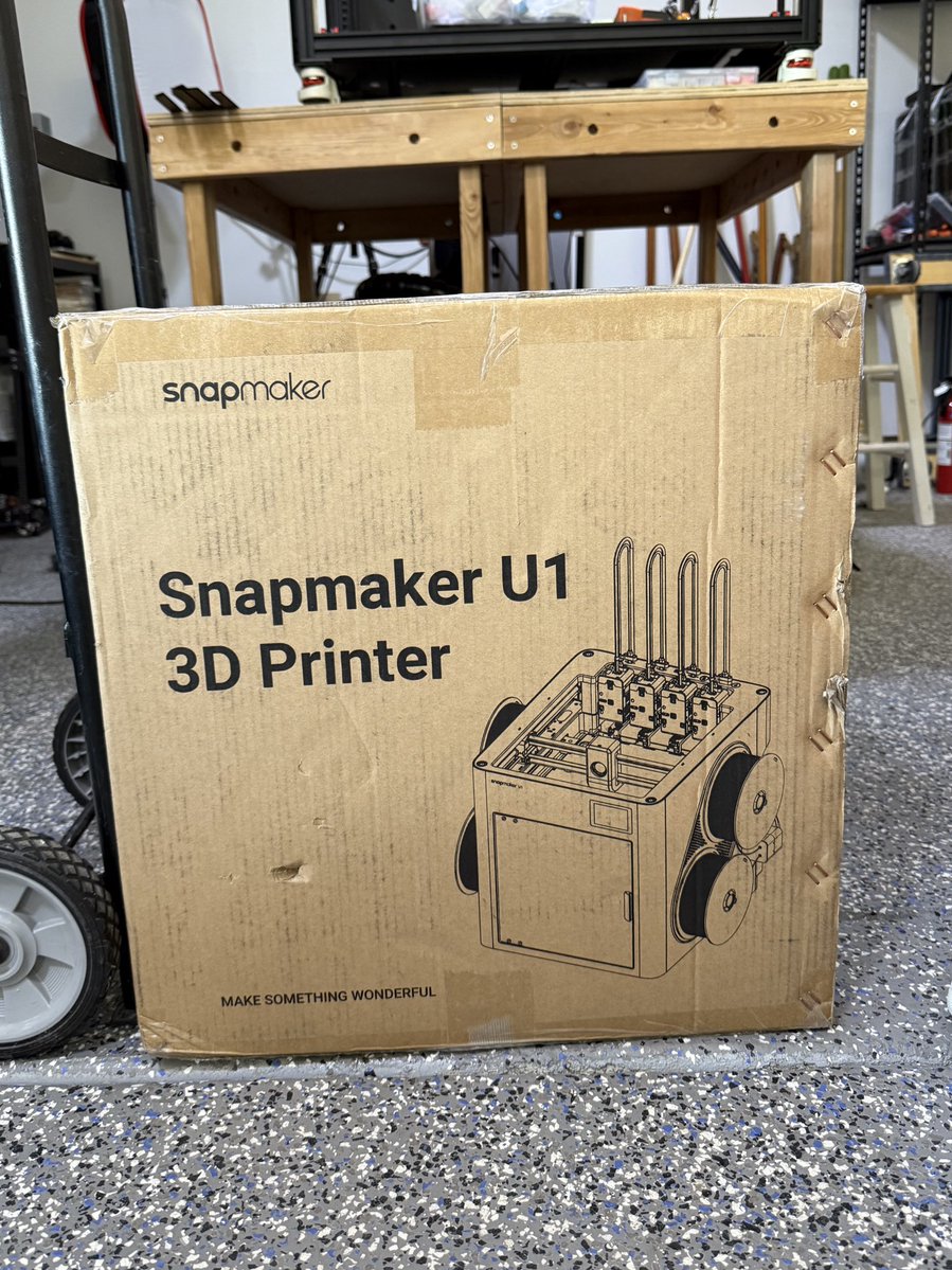 ModBotArmy's tweet image. Can’t wait to get this unboxed on Wednesdays stream! @snapmaker
Will be going live at 11am PST and will have it scheduled tomorrow 🙌