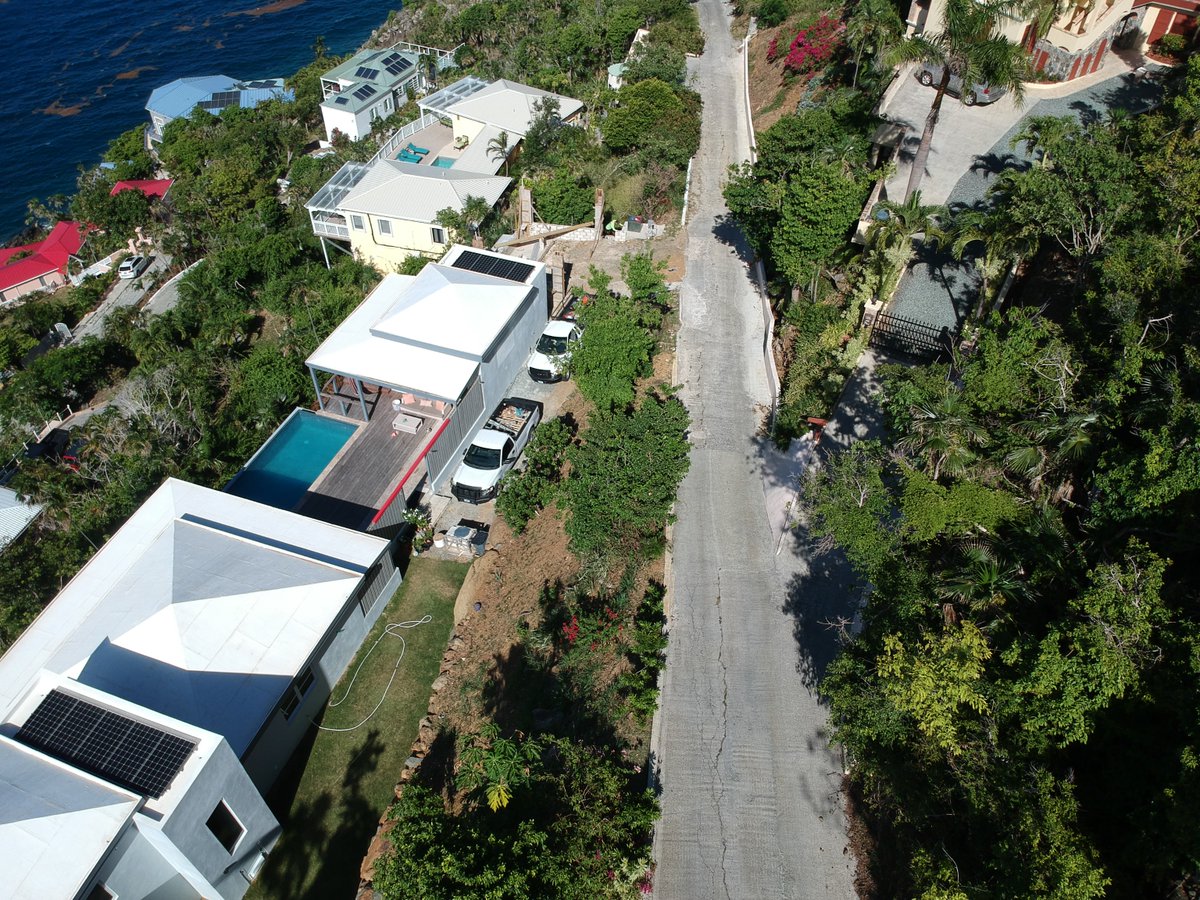 ProSolarAmerica's tweet image. From sunny rooftops to stunning ocean views, this is what clean energy looks like in the Virgin Islands. 

340.201.4752
prosolarcaribbean.com
#SolarPower #VirginIslandsLiving #ProSolarCaribbean #EnergyFreedom #IslandLife #CleanEnergy