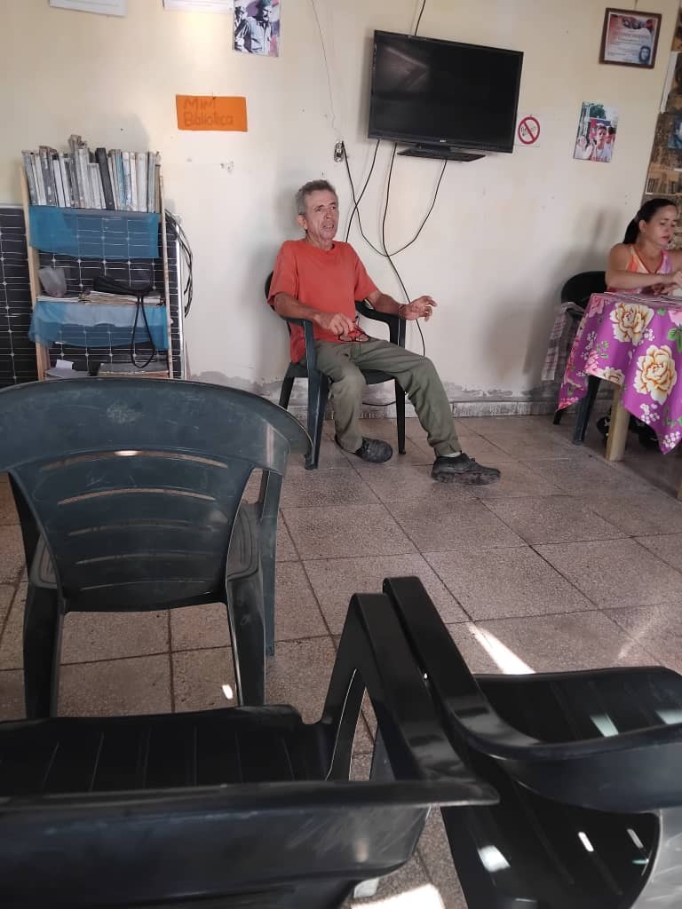 En las comunidades del municipio majibacoa los pobladores disfrutan de las salas de televisión.
#PorLasTunasLaVictoria