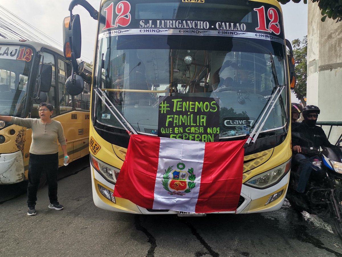 peru21noticias's tweet image. #Lima
📢 Dirigente de transportistas advierte que "el paro se mantiene" si no se busca una solución
➡️ El presidente de la Comisión de Transportes del Congreso anunció que se reunió con los representantes del gremio de transportistas, quienes solicitaron una convocatoria urgente…