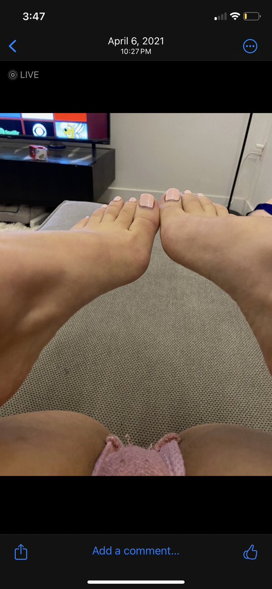 Mondays require a foot job 💦🫳🏽 #monday #feet2feet #feetfetısh #feetworshi̇p #foot2foot #feetِ  , new content avail