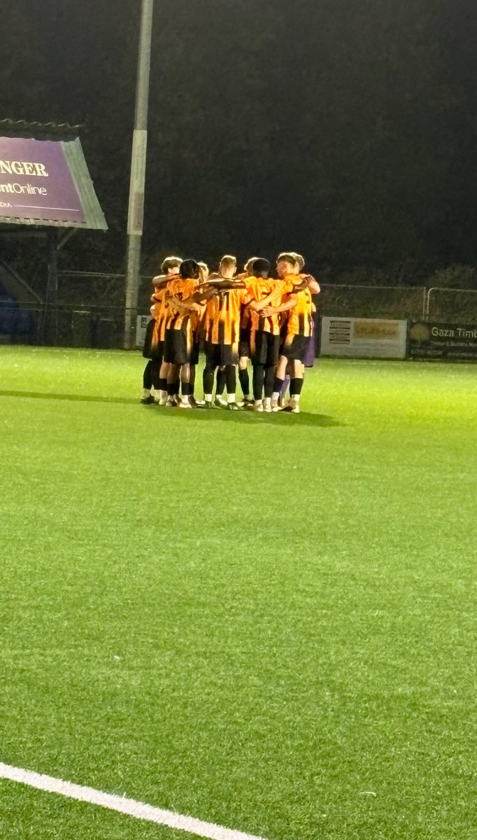 EGTFCU18S's tweet image. FT: 2-2 vs Tonbridge Angels 
What a performance from the boys! Unlucky not to get the 3pts, but everyone gave everything — front to back and off the bench. Great squad effort 💪

⚽⚽ Mason with 2 and my MOTM — held it up brilliantly + worked tirelessly.

#TeamPerformance