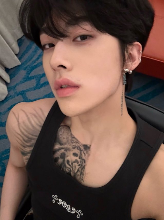 cy tweet media