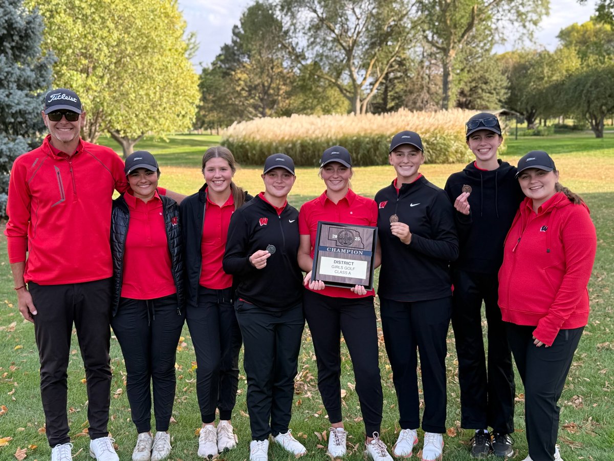 District champions for the 3rd year in a row ❤️💪🏽🙏